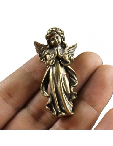 Pequeña figura de ángel en latón envejecido, atractiva protección